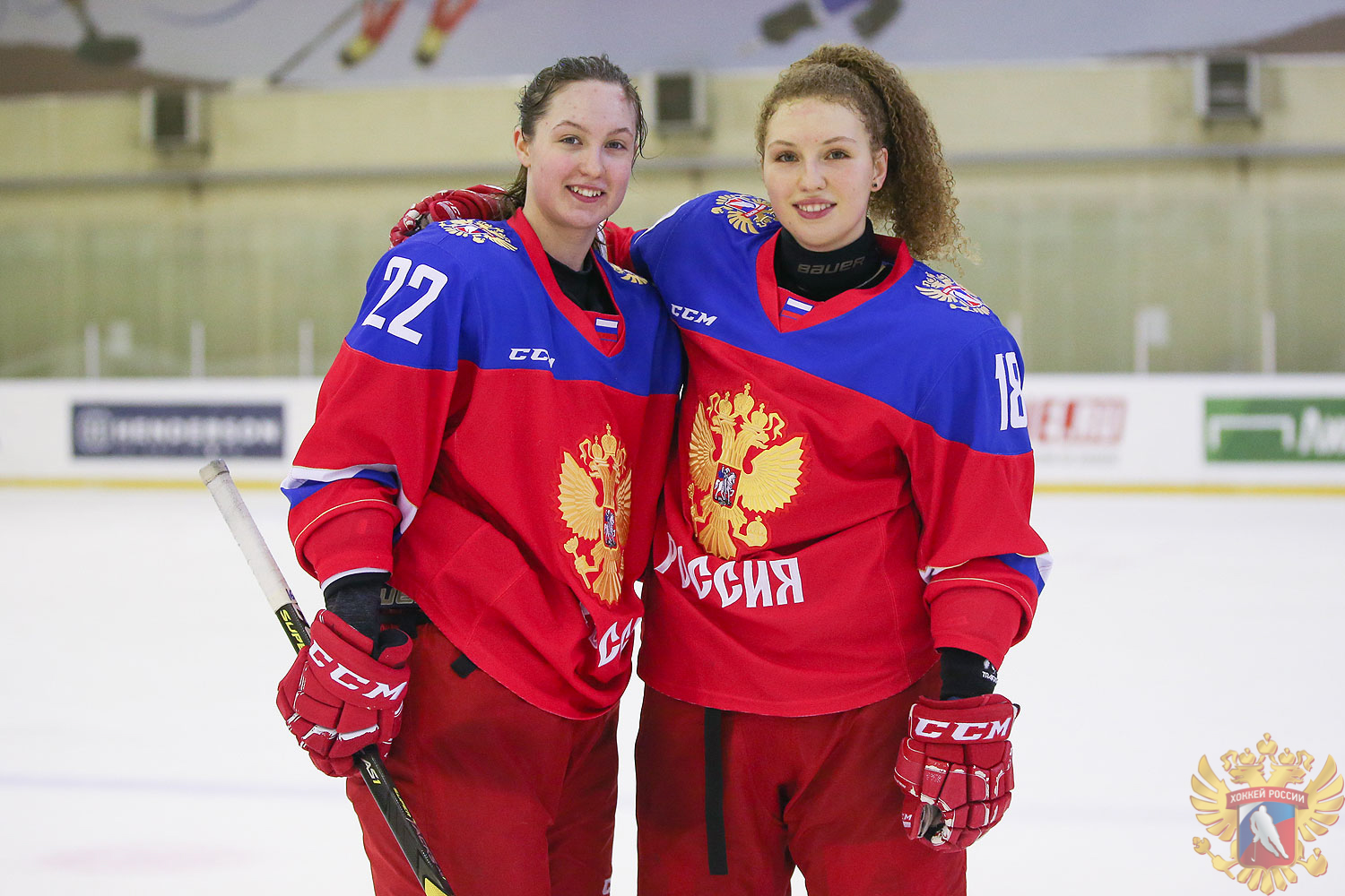 Результат хоккея женщины. Женский хоккей сборная России. Женская сборная России по хоккею с шайбой хоккеистки России. Женская хоккейная сборная.