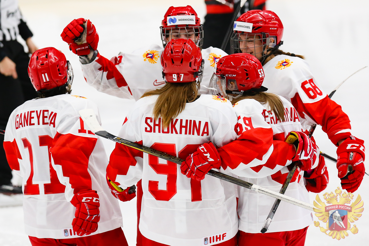 Результат хоккея женщины. Женская сборная Канады по хоккею. Женская сборная России по хоккею. Женская сборная Германии по хоккею. Женский хоккей фото.