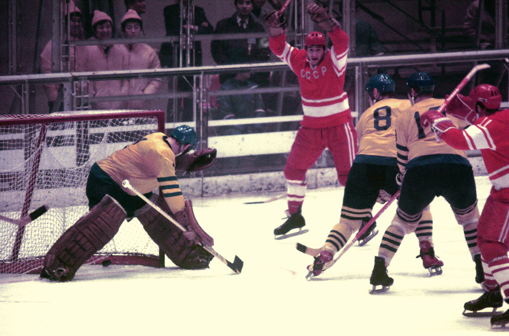 1971. Олимпиада 1972г. в Саппоро, игровой момент 4 (1).jpg
